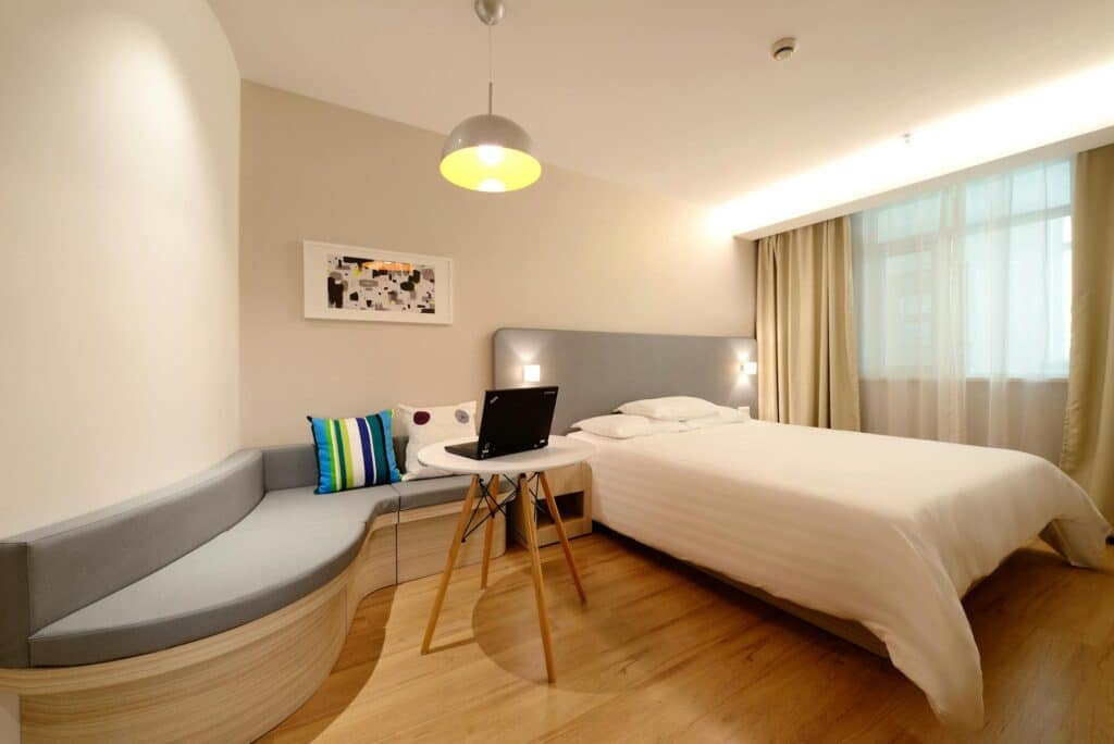 A hotel room