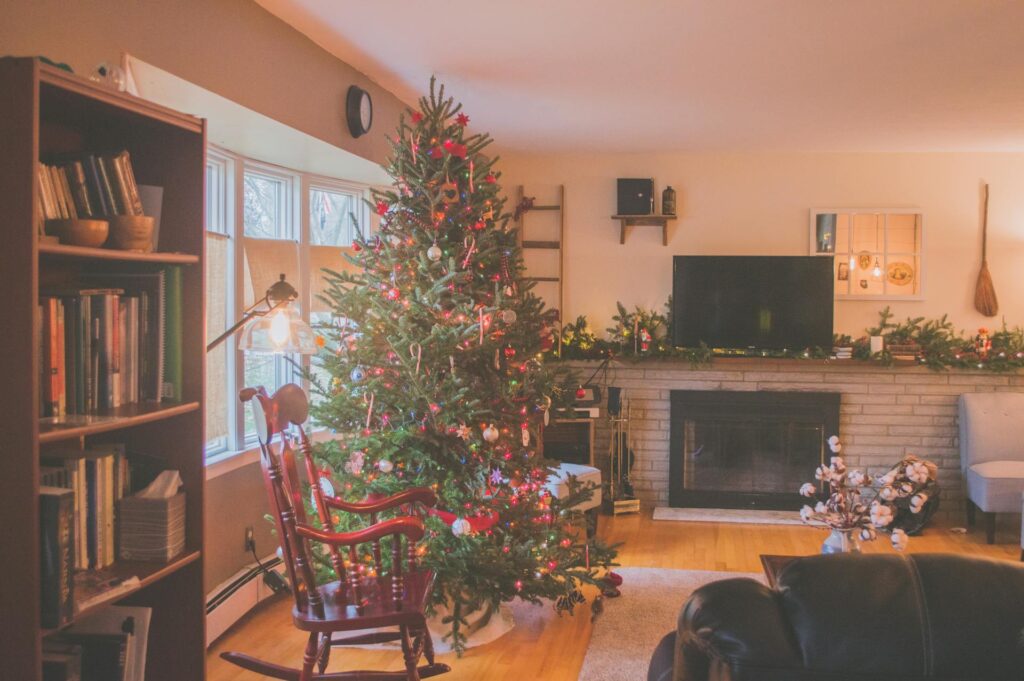 How to Keep Your House Cozy When Temperatures Start Dropping