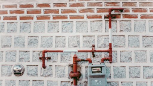 What Chicago Homeowners Should Know About Emergency Plumbing Services Before Winter Hits
