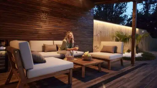 How to Design a Relaxing Outdoor Reading Nook