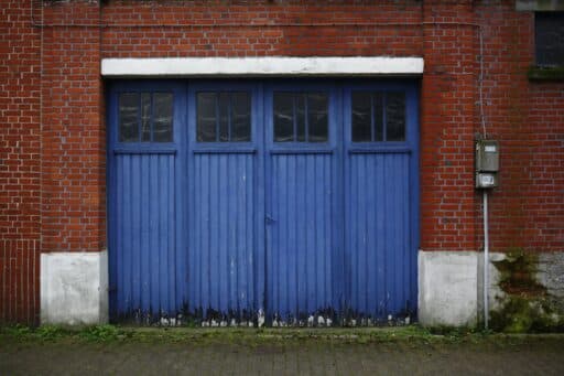 How Insulated Garage Doors Improve Energy Efficiency Today