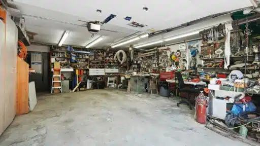 Garage Area