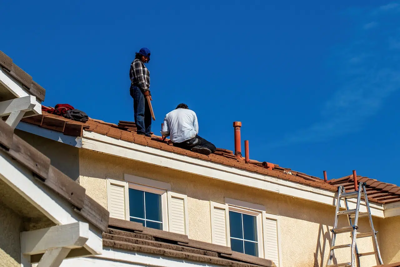 Roof Maintenance Mistakes That Lead to Expensive Repairs