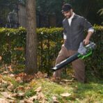 Why Homeowners Are Treating Their Yards Like Outdoor Living Rooms