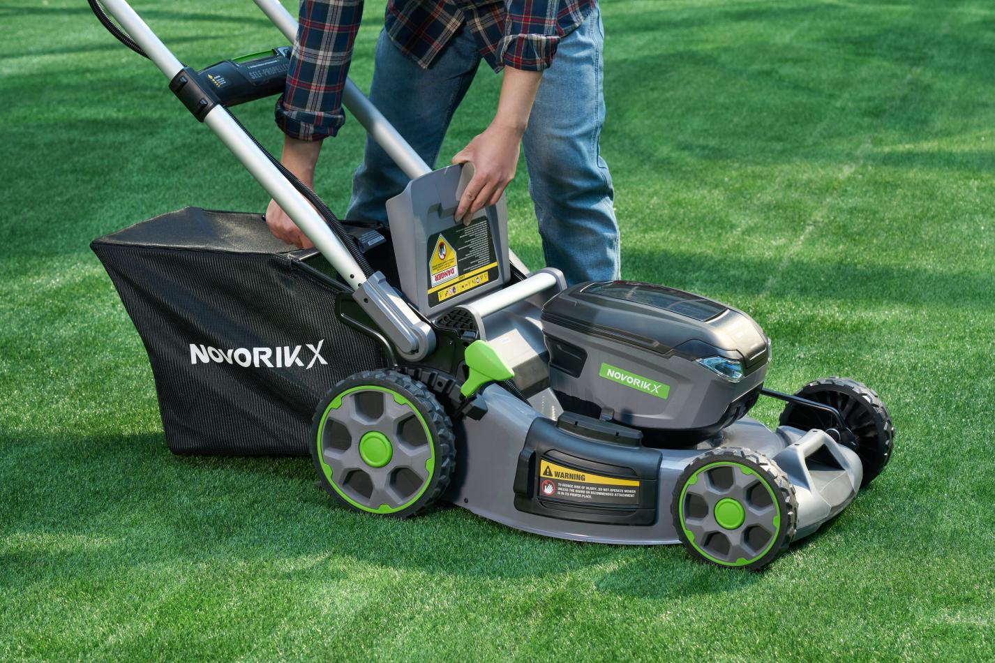 dcb7c698884d8a9edf56a9deac313f38