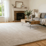 clean and fresh living room with neat carpet after baking soda cleaning.