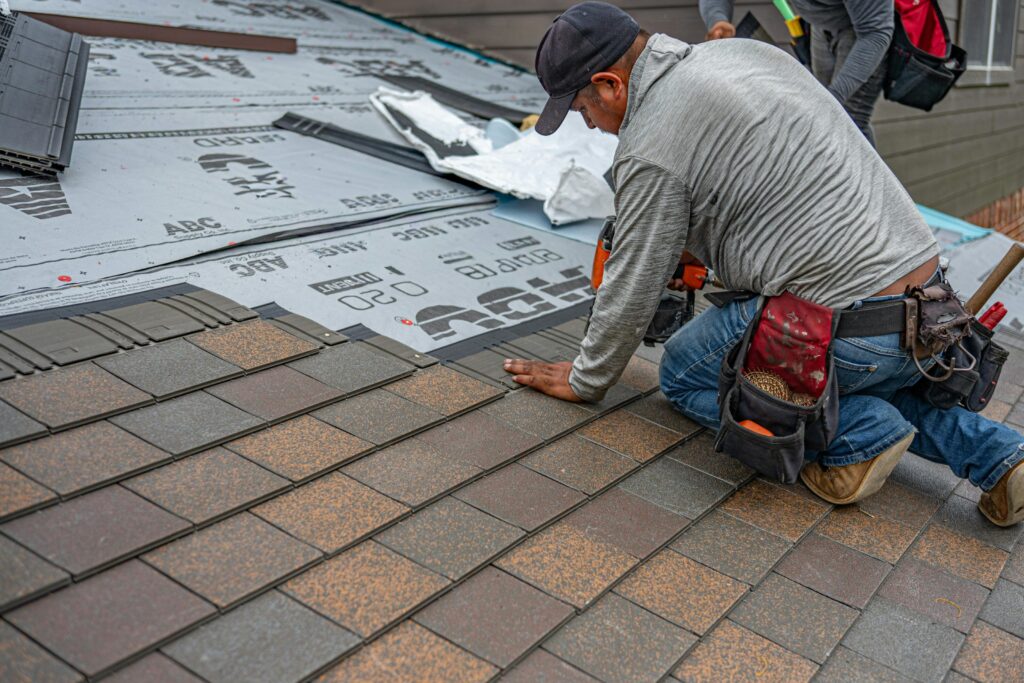 Red Flags to Watch For in Austin Roofers