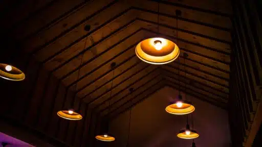 Why Modern Lighting Is the Most Underestimated Element in Contemporary Interior Design