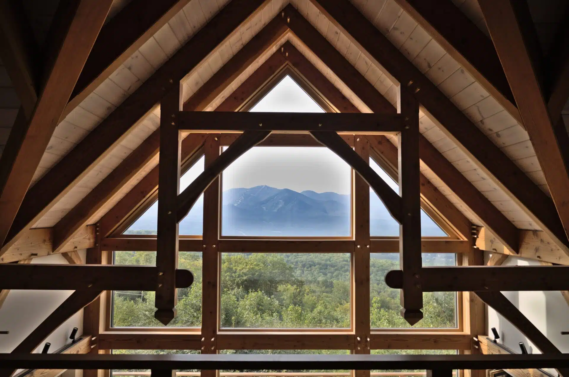 Top 3 Custom Timber Frame Home Designs for Indiana Homeowners