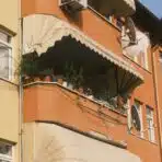 How Much Does It Cost to Install a Retractable Awning on a House?